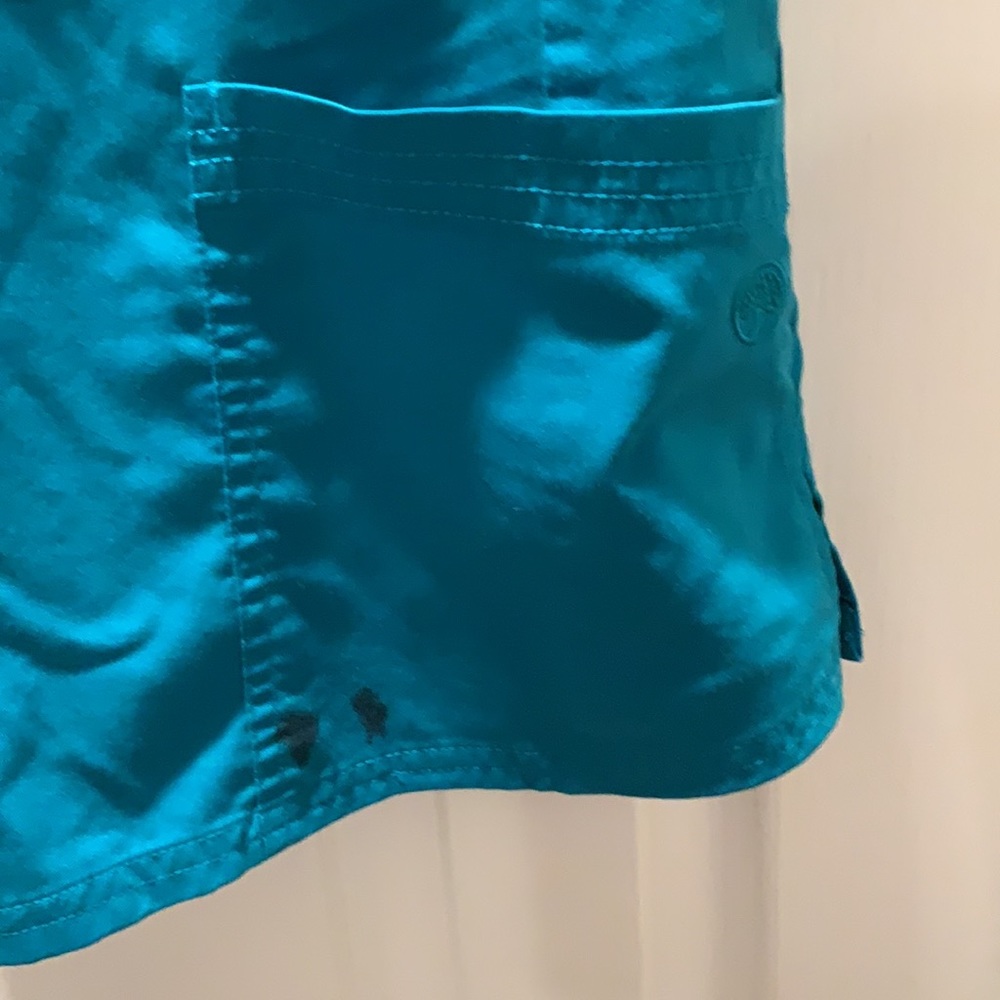 Scrub top - Picture 4 of 4
